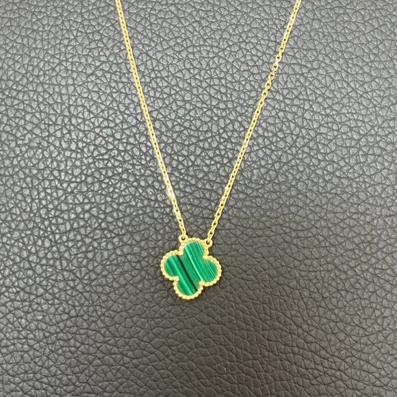 Van Cleef & Arpels Vintage Alhambra pendant 18K yellow gold. - Picture 3 of 7